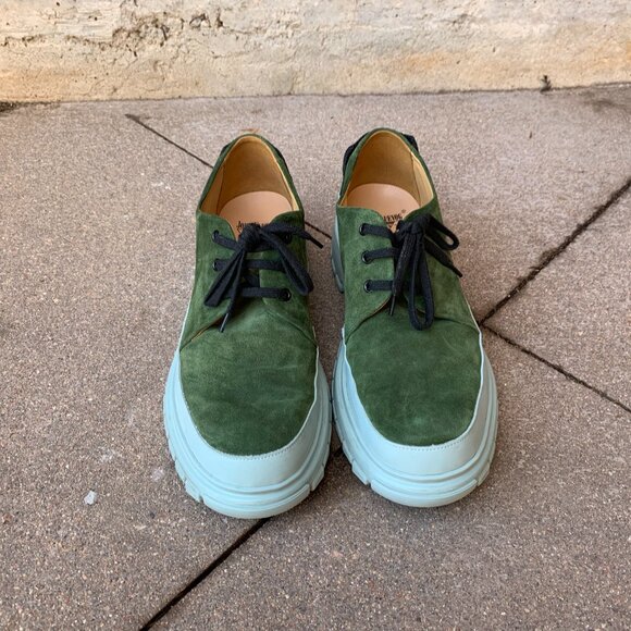 Oxfords_&_Derbys